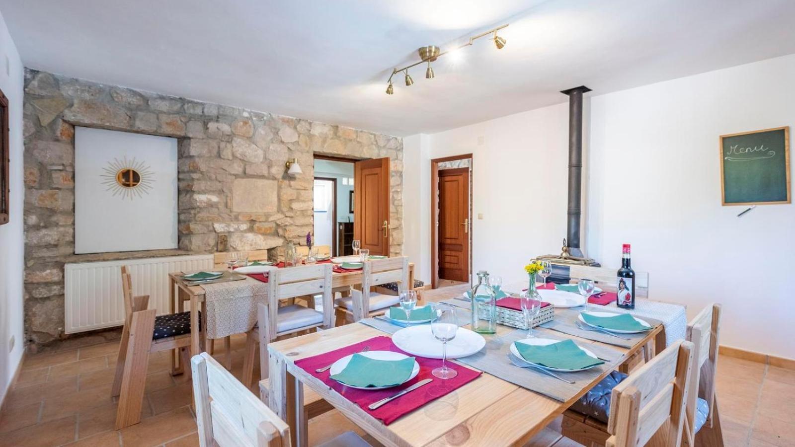Casa Rural El Ciruelo Loco Alfarnate By Ruralidays Alfarnatejo Eksteriør billede
